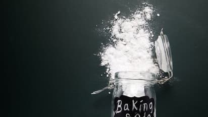 ಅಡಿಗೆ ಸೋಡಾ ಗ್ಲಾಮರ್‌ ಸಹ  ಹೆಚ್ಚಿಸುತ್ತದೆ ನಿಮಗೆ ಗೊತ್ತಾ?