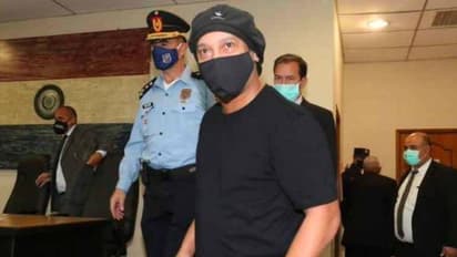 প্যারাগুয়েতে গৃহবন্দি অবস্থা থেকে মুক্তি, ৫ মাস পর ব্রাজিলে ফিরলেন রোনাল্ডিনহো