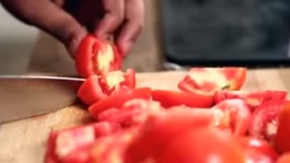 बाजार से ले आएं 1 किलो लाल पके टमाटर, मात्र 30 रुपए में बनाए किसान का डेढ़ सौ वाला मसालेदार सॉस