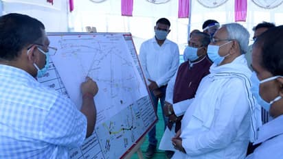 फुल एक्शन में नीतीश कुमार, चुनाव से पहले 100 अफसरों का किया तबादला; अगले महीने शुरू करेंगे कैम्पेन