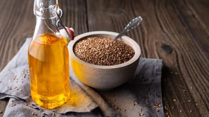 Flaxseed oil or fish oil? Which one is better for health?