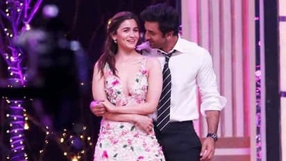 Alia Bhatt-Ranbir Kapoor's love saga: Actress's childhood crush to lovers