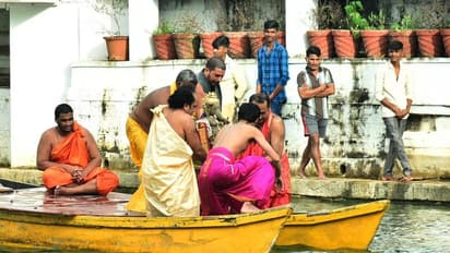 ಚಿತ್ರಗಳು: ಮಧ್ವಸರೋವರದಲ್ಲಿ ಶ್ರೀಕೃಷ್ಣಮಠದ ಗಣಪತಿ ವಿರ್ಸಜನೆ