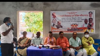 'হিটলারের মতো দল চালাচ্ছেন', জেলা সভাপতির কাজে ক্ষোভ বাড়ছে গেরুয়াশিবিরে