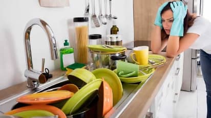 അടുക്കള വൃത്തിയായി സൂക്ഷിക്കാൻ ഇതാ ചില ടിപ്സ്