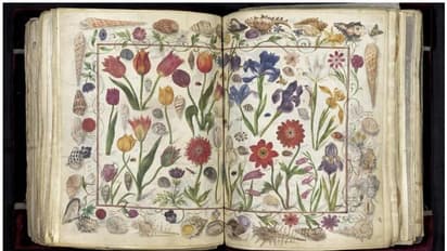 400 വര്ഷം പഴക്കമുള്ള ഈ പുസ്തകം ലൈബ്രറി വാങ്ങിയത് 24 കോടിയിലധികം രൂപ നല്കി, കാരണം ഇതാണ്...