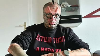 কান কেটে রাখা কৌটোয়, কপালে বসিয়েছে শিং - সুন্দর হতে চেয়ে আর কী কী করল এই অদ্ভূত ব্যক্তি