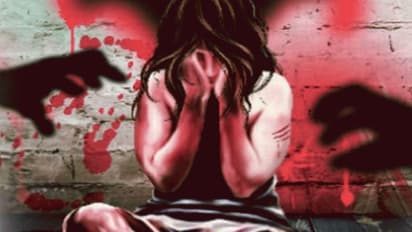 Rape Case: ಕೆಲಸ ನೀಡುವ ನೆಪದಲ್ಲಿ ಯುವತಿ ಮೇಲೆ ನಾಲ್ವರ ಅತ್ಯಾಚಾರ