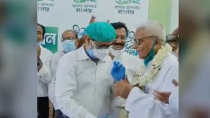 বিজেপিতে ভাঙন অব্যাহত, সদলবদলে তৃণমূলে ফিরলেন বিষ্ণুপুরের বিধায়ক