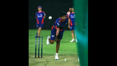 ஐபிஎல் 2020: 5வது முறையாக கோப்பையை வெல்லணும்.. எதிரணிகள் பார்க்கக்கூடாத மும்பை இந்தியன்ஸ் புகைப்படங்கள்