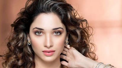 అడ్వాన్స్ ఇవ్వలేదు, చిరు సినిమాలో ఉన్నానా లేదా?