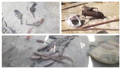 তৃণমূলের পঞ্চায়েত প্রধানের বাড়ি থেকে উদ্ধার বিপুল অস্ত্র,হতবাক গ্রামবাসী