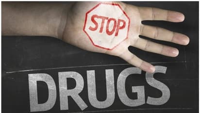 విశాఖలో డ్రగ్స్ కలకలం: ఫ్రెండ్స్తో కలిసి బి. టెక్ గ్రాడ్యుయేట్ దందా