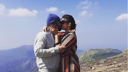 'ഇത്തിരി പിണക്കങ്ങളും ഒത്തിരി ഇണക്കങ്ങളുമായി നമ്മുടെ യാത്ര'; വിവാഹ വാർഷിക വിശേഷം പങ്കുവച്ച് പ്രിയതാരം