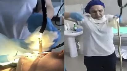 छत पर मुंह खोल कर सो रही थी महिला, तभी आधी रात गले में रेंगते हुए घुस गया 4 फीट लंबा सांप