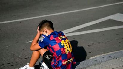 ক্লাবের বিরুদ্ধে কার্যত বিদ্রোহ ঘোষণা, অনুশীলন ও করোনা পরীক্ষায় অনুপস্থিত মেসি, হতাশ ভক্তরা