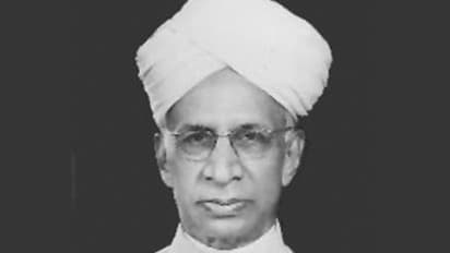 শিক্ষক দিবসের প্রাক্কালে রইল ডঃ সর্বপল্লী রাধাকৃষ্ণণের মূল্যবান ১০টি বাণী, দেখে নিন এক ঝলকে