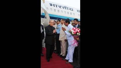 ప్రణబ్ తో కేసీఆర్ అనుబంధం (ఫొటోలు)