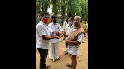 ಕಾಂಗ್ರೆಸ್ ಕಾರ್ಪೋರೇಟರ್ ಬೆಂಬಲಿಗರಿಂದ ನೆಟ್ಟ ಗಿಡಗಳ ಕಿತ್ತು ಮಾರಣಹೋಮ