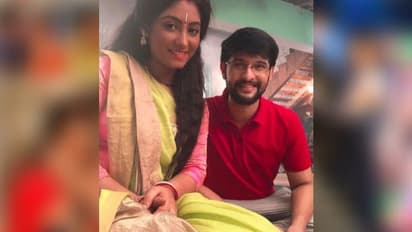 কলকাতা নাইট রাইডার্সের ডাই হার্ড ফ্যান নীল, তবুও এই দলকে সমর্থন করলেন আবেগের বসে