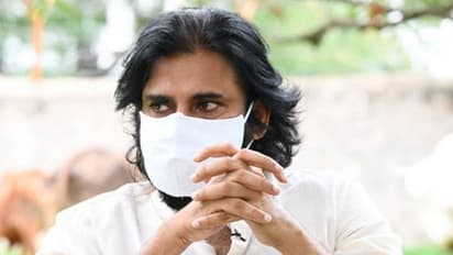 కేసీఆర్ పిలిచిన వెంటనే...., జగన్ ఇంకా...: పవన్ కల్యాణ్ ఆసక్తికర వ్యాఖ్యలు