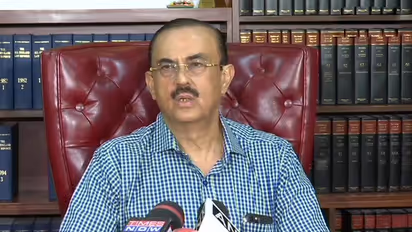 सुशांत पर कोई भी किताब, फिल्म बनी तो पहले लेनी होगी उनके पिता की मंजूरी...वकील ने ऐसे दी चेतावनी