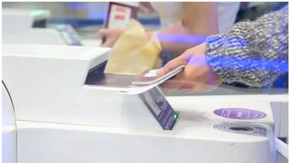 ദുബൈ വിമാനത്താവളത്തില് സ്മാര്ട്ട് ഗേറ്റ് സേവനം പുനരാരംഭിച്ചു