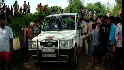 ছবি তোলাকে কেন্দ্র করে তুলকালাম কাণ্ড, উত্তপ্ত বর্ধমানের চৈত্রপর
