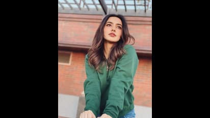 ನೇಹಾ ಶರ್ಮಾ ಫಿಟ್‌ನೆಸ್‌ ಡೈರಿ; ವೈಟ್‌ಲಿಫ್ಟಿಂಗ್‌ನಲ್ಲಿ ಎಕ್ಸ್‌ಪರ್ಟ್‌!