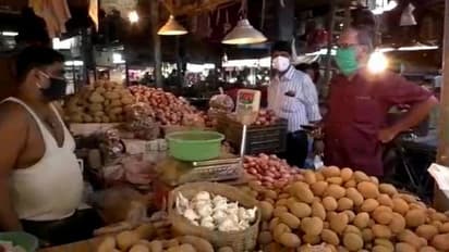 আলু-পেঁয়াজের কালোবাজারির পর্দা ফাঁস, শহরের বাজারে অভিযান চালাল ইবি