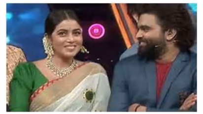 ప్రదీప్ భార్యగా హీరోయిన్ పూర్ణ...రొమాన్స్ మరీ ఈ రేంజ్ లోనా..!