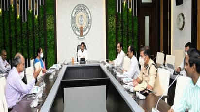 కరోనా విజృంభణ... రోజుకు రూ.10కోట్లు ఖర్చు చేస్తున్న జగన్ సర్కార్