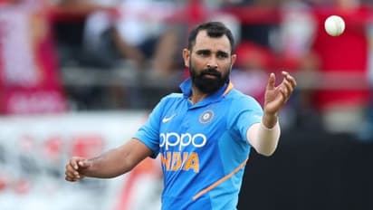 Is Mohammed Shami under pressure to perform in Australia?