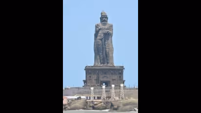 குமரியில் இருந்து தமிழக முதல்வர் எடப்பாடிக்கு ஓர் கோரிக்கை.! கடை இருக்கு ஆனா ஆள் இல்ல. புலம்பும் வியாபாரிகள்!