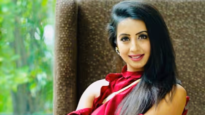 ബെം​ഗളൂരു മയക്കുമരുന്ന് കേസിൽ നടി സഞ്ജന ഗൽറാണിയെ ചോദ്യം ചെയ്യുന്നു