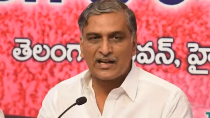 బెడ్ చింపి మరీ సోదాలు...ట్రాప్ లో కిషన్ రెడ్డి, బండి సంజయ్: హరీష్ రావు సంచలనం