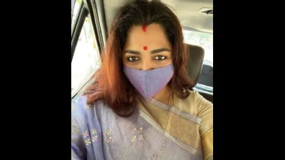 நேரத்தை வீணாக்க வேண்டாம் என்பதற்காக சைக்கிளில் வந்திருப்பார் விஜய்.. குஷ்பு அளித்த விளக்கம்.