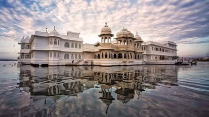 భారతదేశంలో ఈ ఖరీదైన హోటల్ రూం రెంటుతో సామాన్యుడు ఒక కారు కొనొచ్చు..