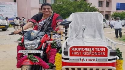 మొన్న అంబులెన్స్.. నిన్న బైక్ అదరగొట్టిన ఎమ్మెల్యే రోజా