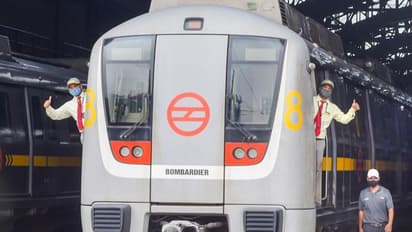 Delhi: CISF constable performs cardiopulmonary resuscitation; saves passenger’s life