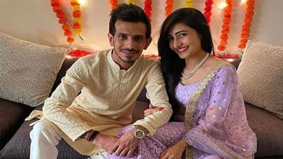 আইপিএলের ফাঁকে মধুচন্দ্রিমায় ভাসছেন চাহল, স্ত্রীর বিকিনি পড়া ছবি করলেন পোস্ট