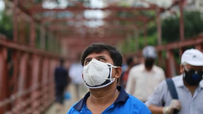 അതിജാഗ്രതയുടെ നാളുകൾ; വൈറസ് വ്യാപനം അതിവേഗത്തിൽ, കേരളത്തിന് വെല്ലുവിളി