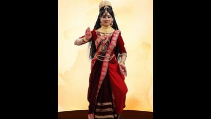 করোনা আবহে দুর্গা পুজোয় ভিন্নতা, তবুও আভাস পেলেন দিতিপ্রিয়া