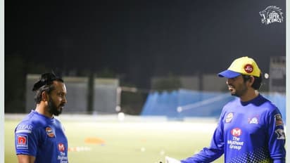 కేదార్ జాదవ్ హెయిర్ స్టైల్ పై చెన్నై సూపర్ కింగ్స్ పంచ్