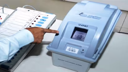 बिहार में जल्द हो सकता है चुनाव की तारीखों का ऐलान, सियासी दल भी मैदान में उतरे