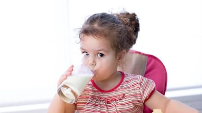 കുട്ടികൾക്ക് ഈ നാല് പോഷകങ്ങൾ അടങ്ങിയ ഭക്ഷണങ്ങൾ നിർബന്ധമായും നൽകണം;  ഡോക്ടർ പറയുന്നത്   