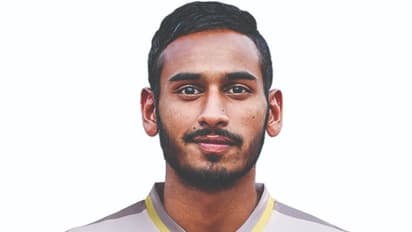 യുവ ഗോൾ കീപ്പർ പ്രഭ്സുഖാൻ ഗിൽ ബ്ലാസ്റ്റേഴ്സിൽ