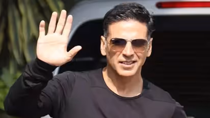 ফিট থাকতে ফলের জুসের বদলে রোজ 'গোমূত্র' পান, আয়ুর্বেদেই ভরসা অক্ষয়ের