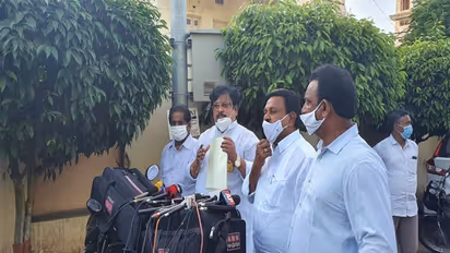 టిడిపి జూమ్ మీటింగ్ లో వైసిపి నేతల చొరబాటు... భారీ కుట్రలో భాగమే..: సీఐడి ఏడిజిపికి వర్ల రామయ్య ఫిర్యాదు