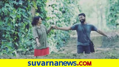 ರೆಟ್ರೋ ಹಾಡಿಗೆ ಹೆಜ್ಜೆ ಹಾಕಿದ ರಿಷಬ್ ಶೆಟ್ಟಿ- ಗಾನವಿ; ಟೈಟಲ್, ಫರ್ಸ್ಟ್ ಲುಕ್ ಬಿಡುಗಡೆ!